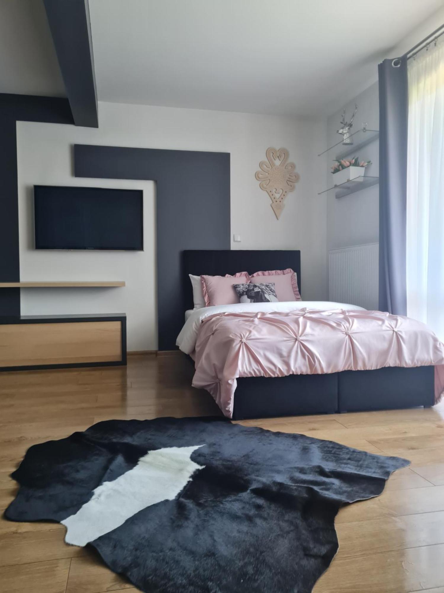 U Tatarow Apartment Suche Room photo
